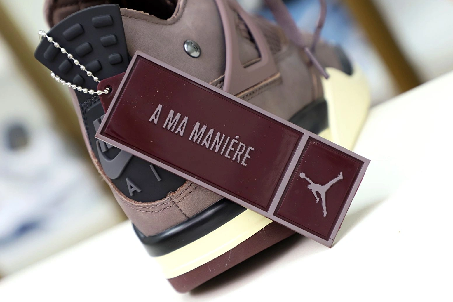 AIR 4 AM JORDAN 1102